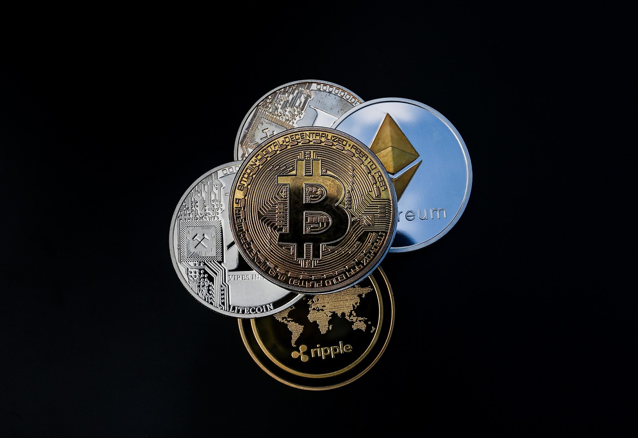 What Are Fiat-Backed Stablecoins? A Simple Guide