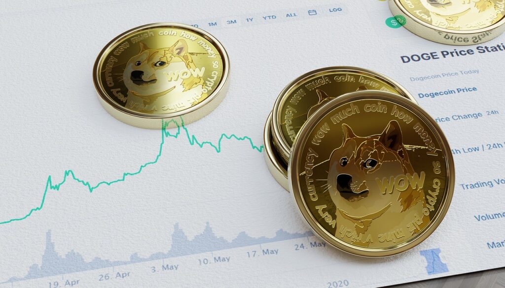 Algorithmic vs Collateralized Stablecoins