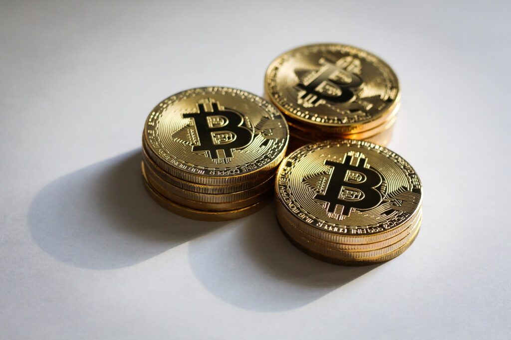 Meme Coins vs Utility Tokens: Key Differences Explained